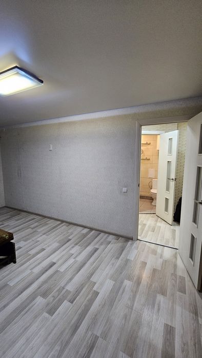 1-на кв у центрі р-н  5-ої лікарні, Варус,Атб, вул.Перемоги/Яценко 3/5