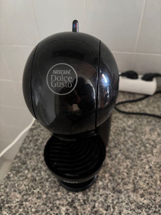 Máquina de café como nova