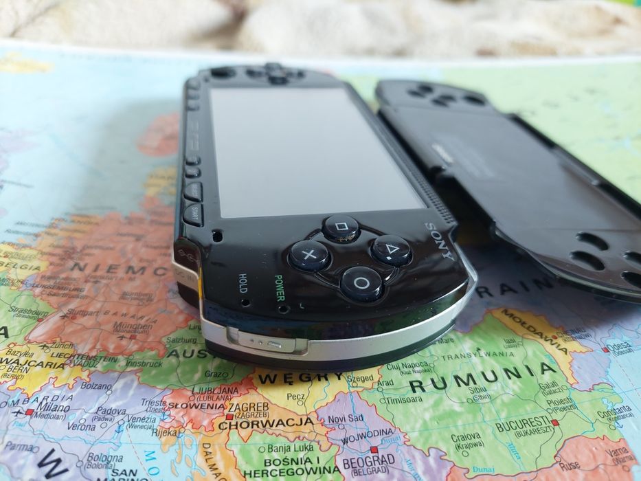 Konsola sony psp 1003 (1004) stan BDB 128mb Gra tekken