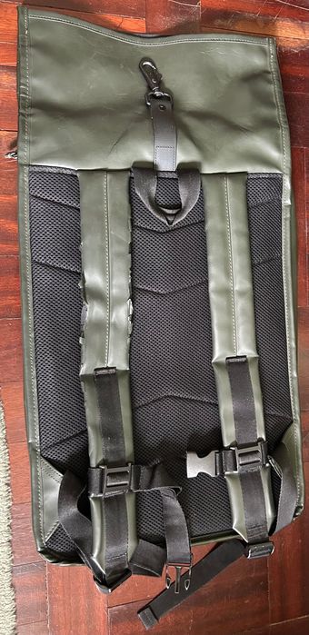 Mochila Rains Military Green