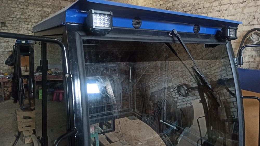 Продам кабину на трактор донг фенг 404 244 G2,а також виготовлення інш