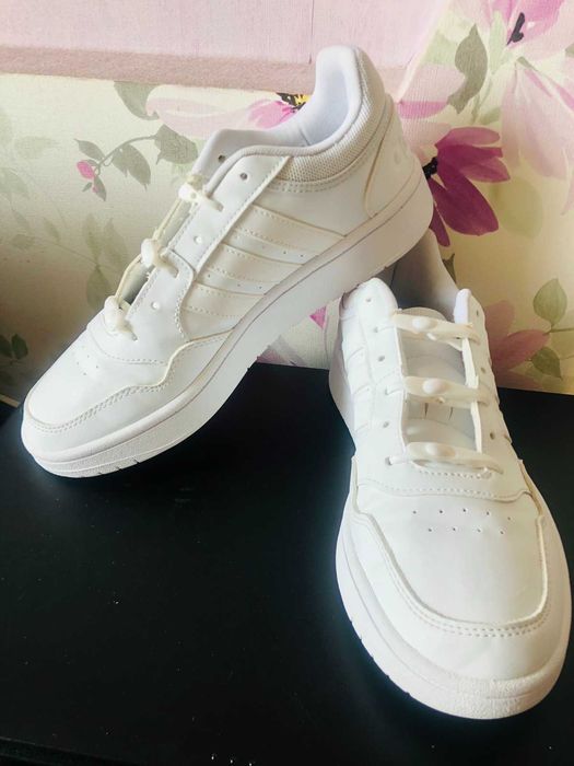 Кросівки жіночі Adidas Hoops 3.0 Low Classic р.39,5
