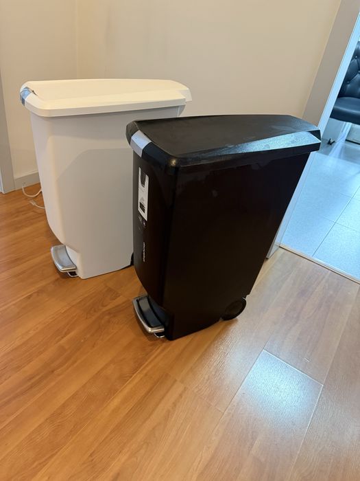 Lixeira 40L / como nova.