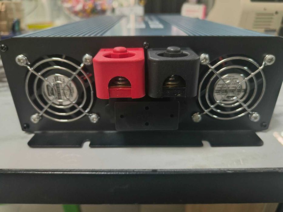 Инвертор Mexxsun YX-2000-CM Турция (12в-220в)