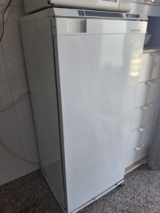 Arca congelador com 5 gavetas