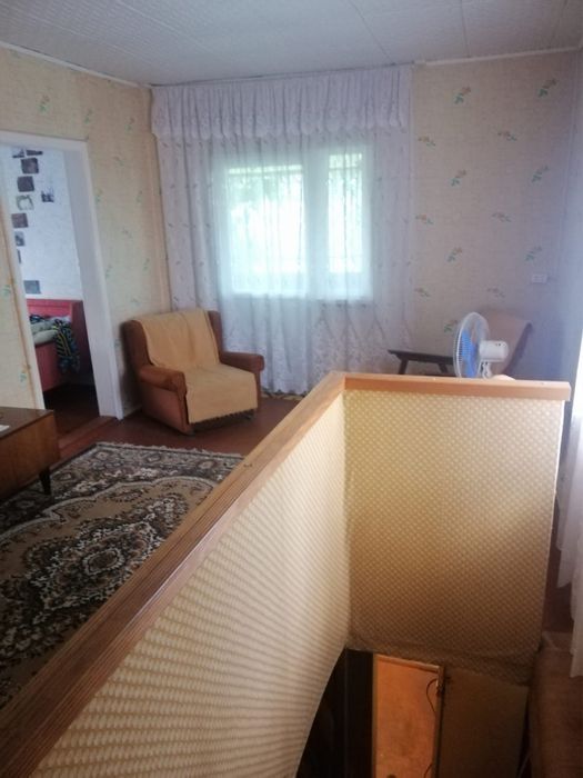 Продається дачна ділянка з будинком