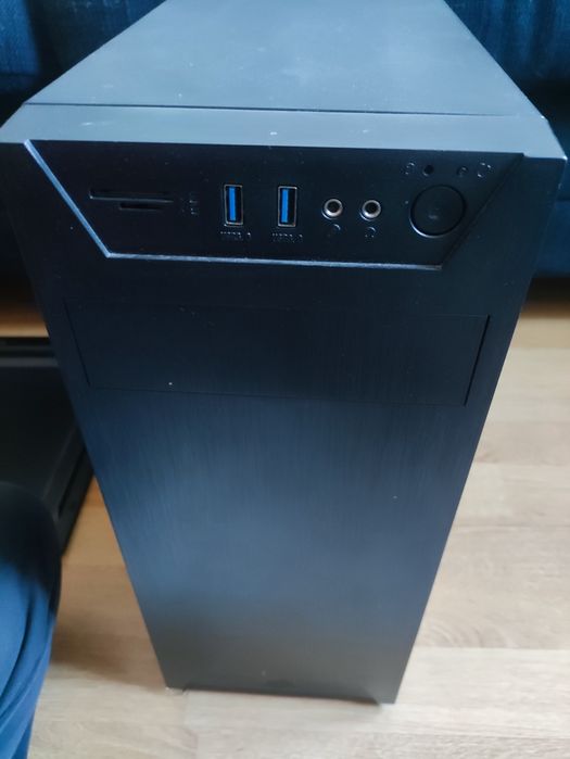 PC składak używany z dużą ilością RAM