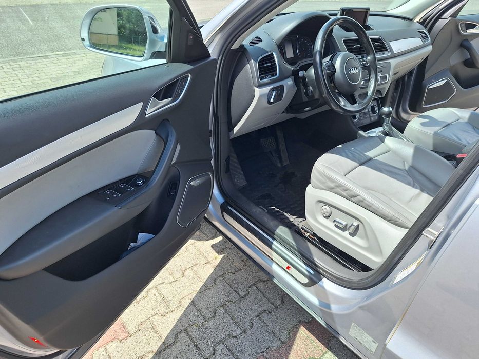 Audi Q3 2.0 TFSI, Quatro S-Line, Panorama, Keyles, Nawigacja - Kamera cofania