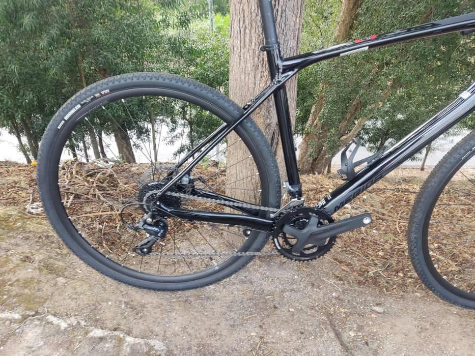Bicicleta merida L de gravel nova