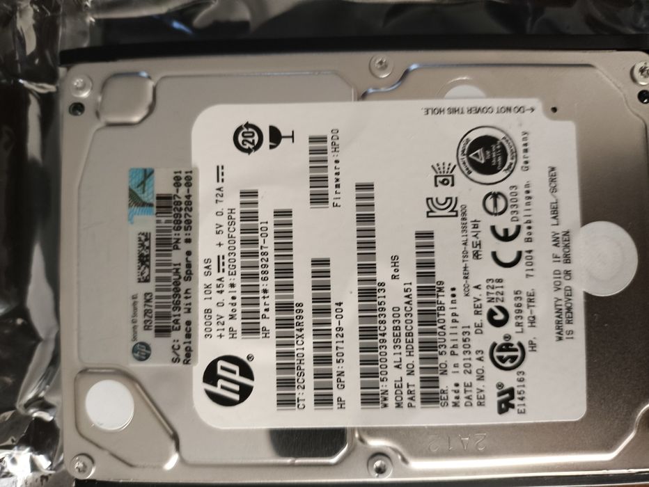 Disco 2.5" SAS 300GB 10K + Caddy
