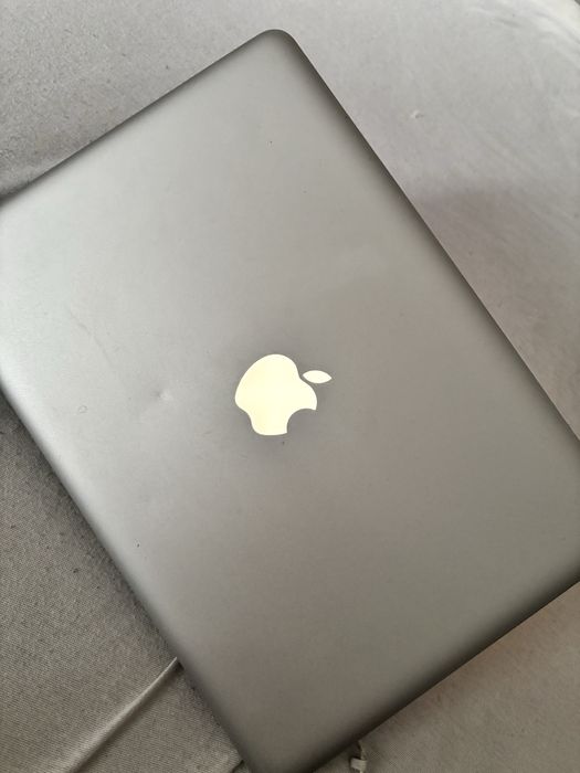 Apple MacBook Pro