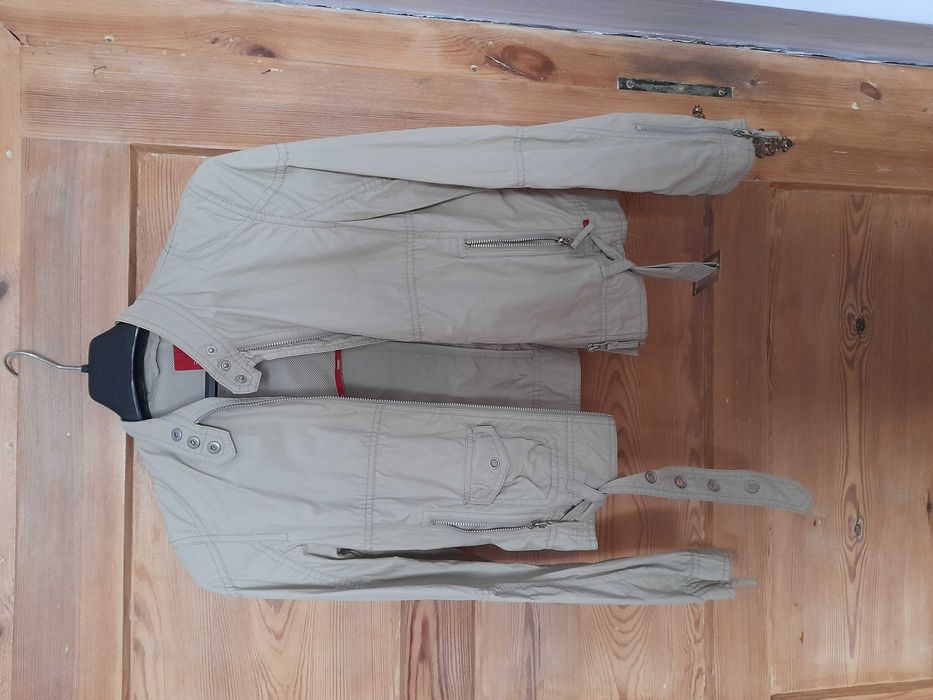 Sprzedam kurtkę esprit