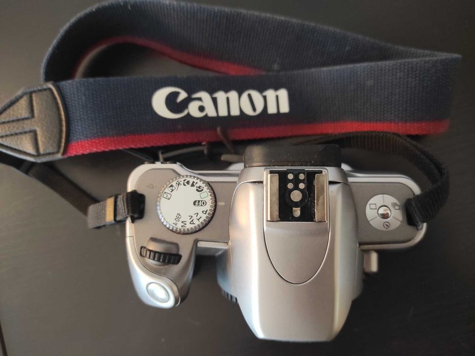 Câmera Fotográfica CANON EOS 300V + Objetiva EF 28-90mm f/4-5.6 II