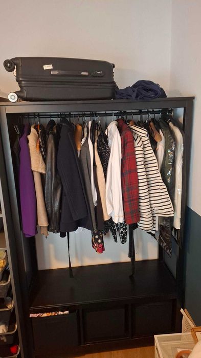 Roupeiro aberto IKEA gama Hemnes