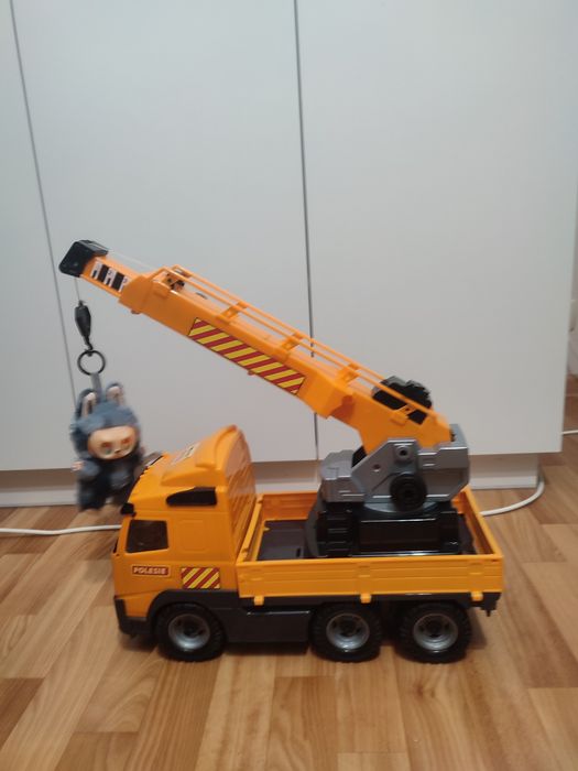 Велика машина кран wader