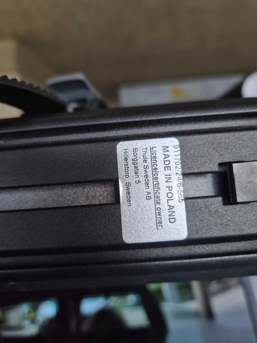 Thule bagażnik na klapę WanderWay VW + adapter na 4ty rower