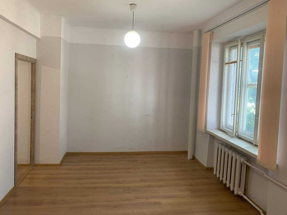 Оренда офісу 37,2 кв.м., вул. Тершаковців, 2-А/ Пекарська
