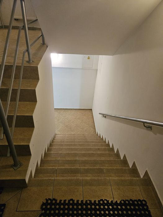 Lokal do wynajęcie Pod Arkadami (Usługi / biuro)