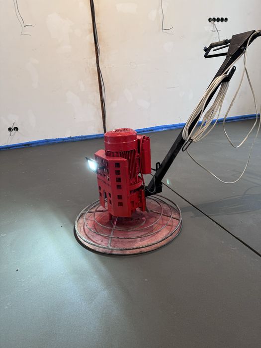 Стяжка пола Стяжка підлоги Машинна Напівсуха Полусухая Київ та обл