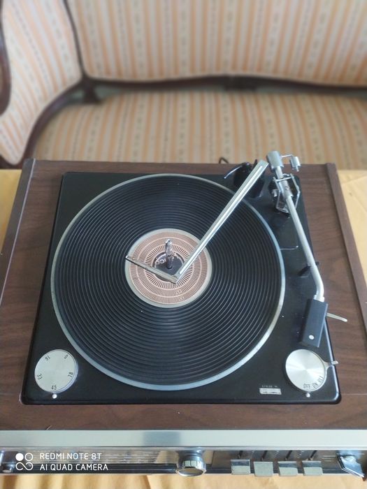 Gira Discos Antigo - Marca National