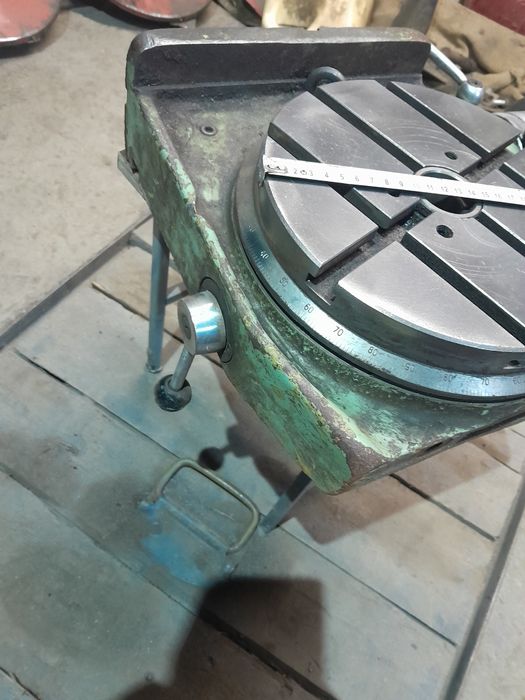 Фрезерный координатной поворотный стол
Все крутится всё вертится,в ра