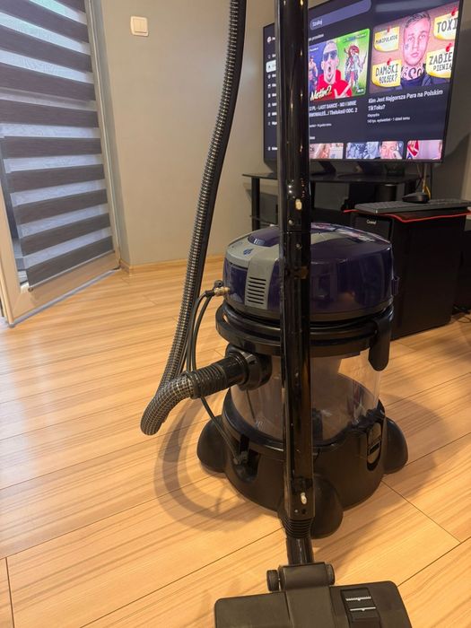 Odkurzacz piorący Welmax Security Clean – komplet + chemia
