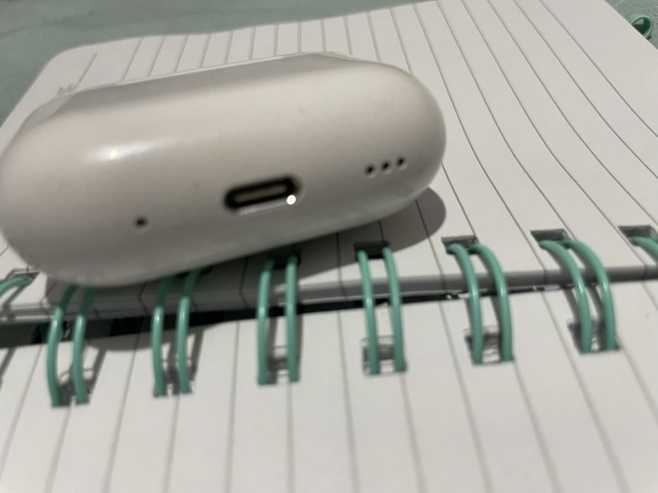 Продам кейс airpods pro 2 таепсі