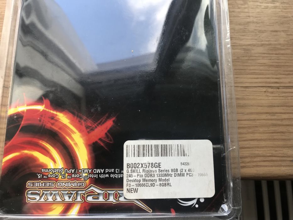 Sprzedam pamięć 8GB nowe 45 zl.