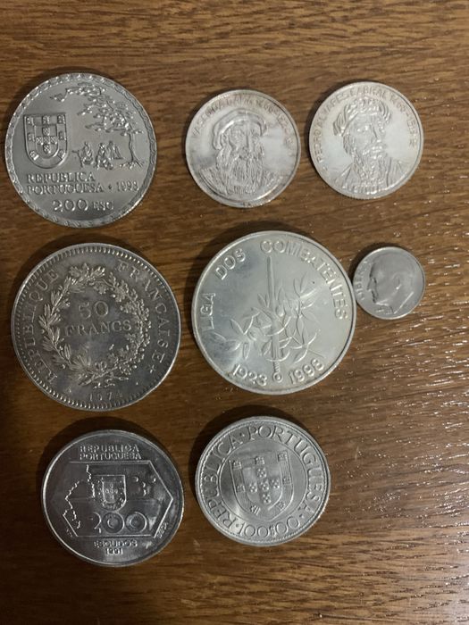 Moedas prata e colecionaveis