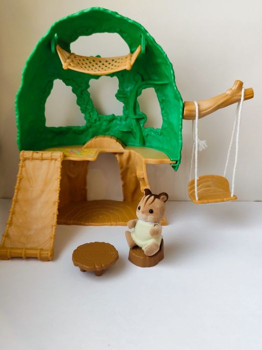 Набір Sylvanian Families "Будинок дерево", Baby tree house