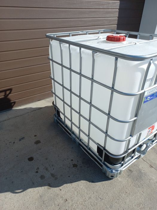 Zbiornik mauzer 1000L jak nowe czyste na wodę transport