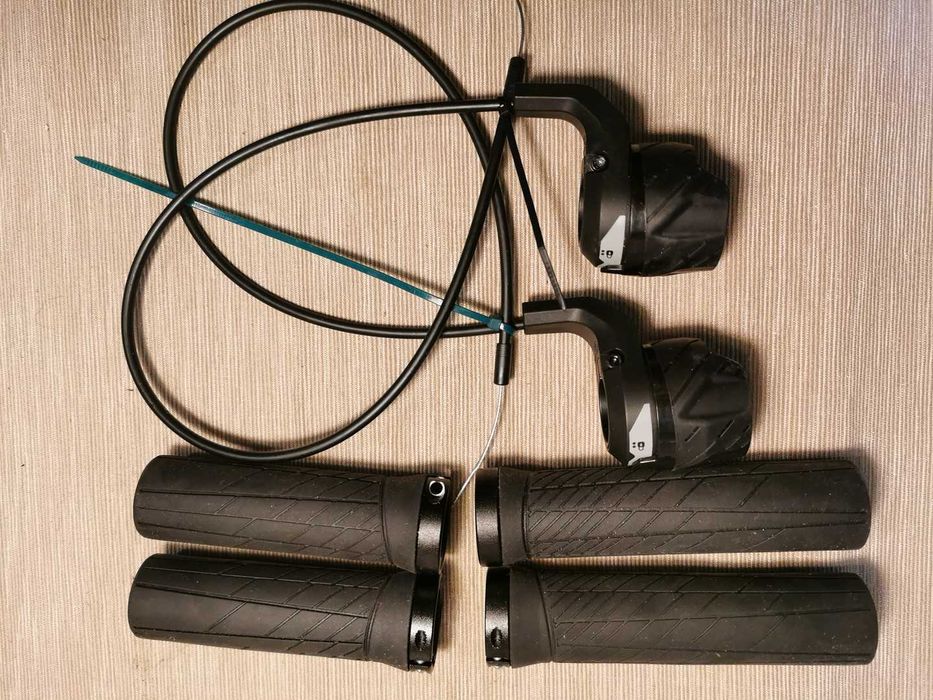 Manetka blokady amortyzatora Comboloc Rockrider z linką i gripami