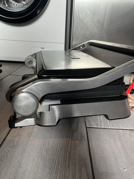 Електрогриль DeLonghi CGH 1030 гриль барбекю електровафельниця