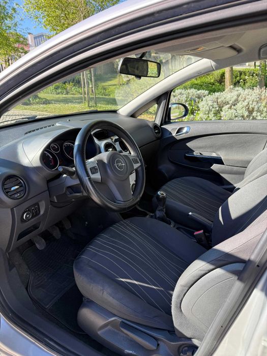 Opel Corsa 1.3 CDTI – Diesel com Baixo Consumo e IUC Reduzido