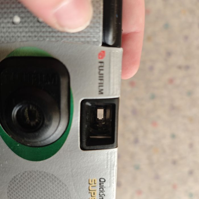 Máquina fotográfica da marca fujifilm