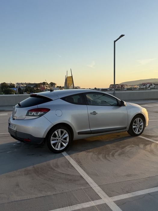 Renault Megane 3 coupe / 1.5 dci