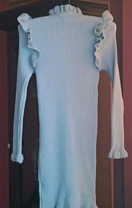 Sukienka dzianinowa rozmiar M  marki Rinascimento