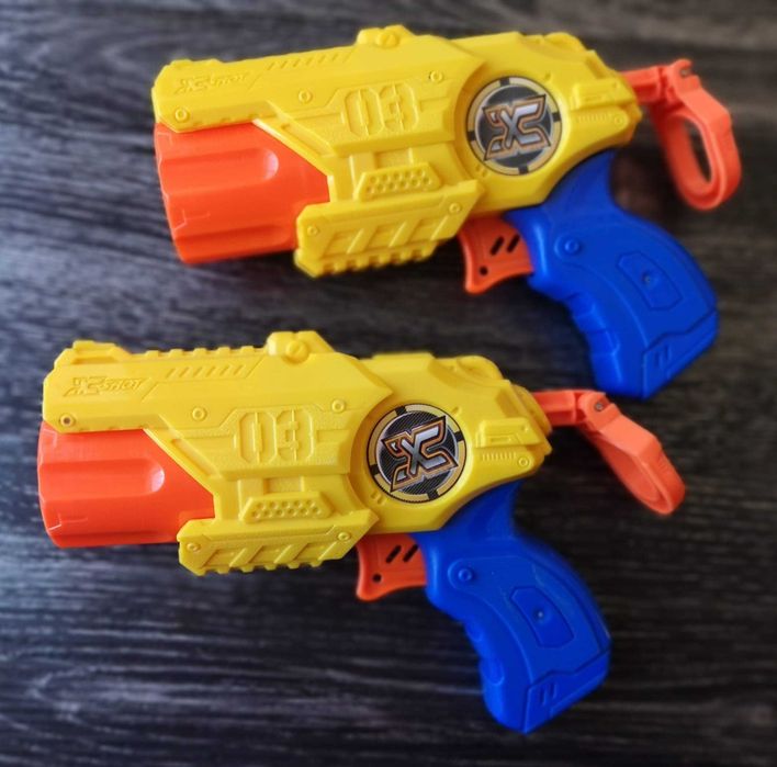 4 X-SHOT pequenas e medias