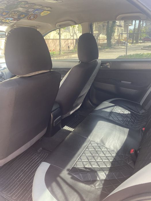 Продам Mitsubishi Lanser 9
