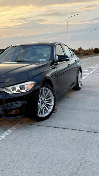 BMW 328i Luxury  2015