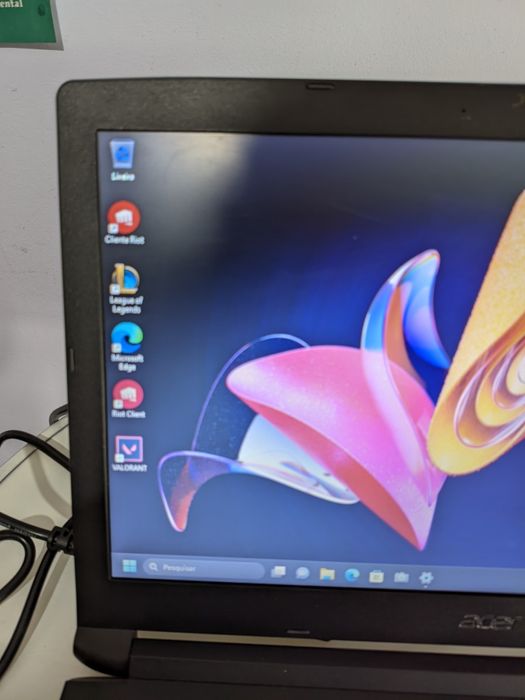 Portátil 100% novo i7 8550U com 256G vendo ou troco