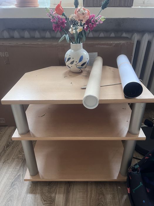 Szafka RTV w dobrym stanie