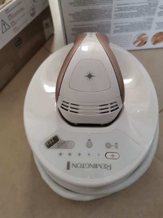 Depilador Remington i-Light Pro, como novo.