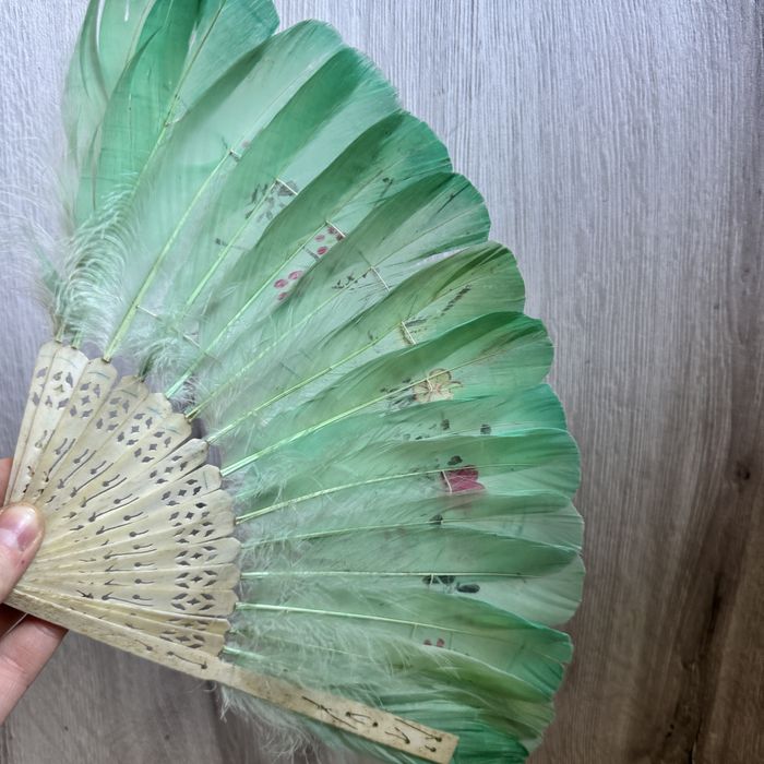 Wachlarz z piór naturalnych