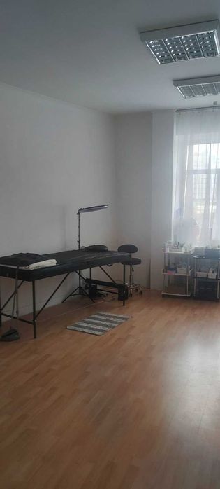 Здається комерційне приміщення В ЦЕНТРЕ