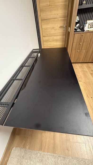 Secretária gaming IKEA UTESPELARE preta 160x80 cm