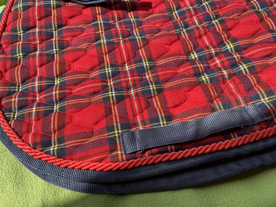 Czaprak York czerwony w kratkę