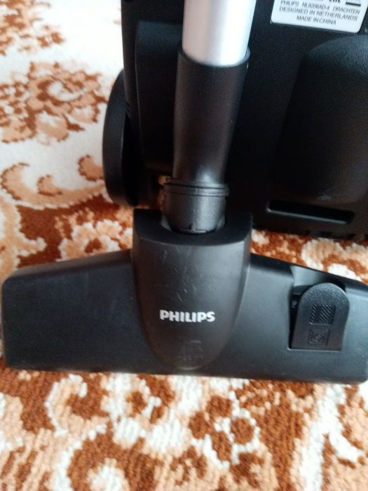 Порохотяг Phillips 8455/01 мішковий