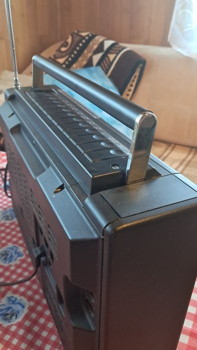 Radio stereo Julia