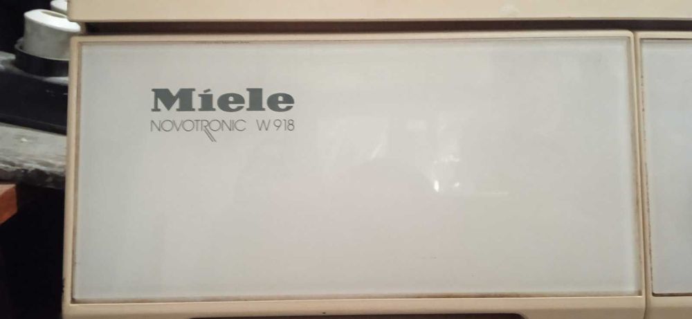 Продам стиральную машину Miele W918